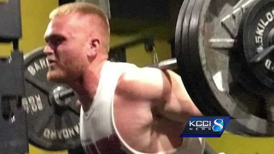 Weightlifter Dies After 315 Pound Barbell Drops On His Neck
