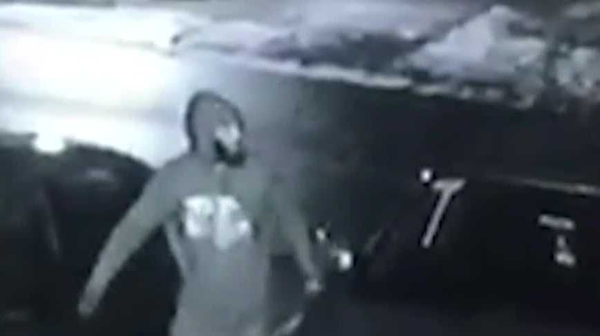 Reading police remind residents to lock car doors after several thefts