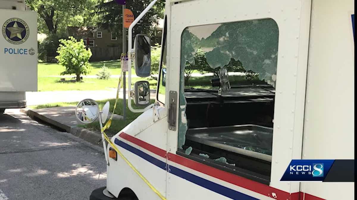 Postal inspector offers 2.5K reward for info on mail truck breakin