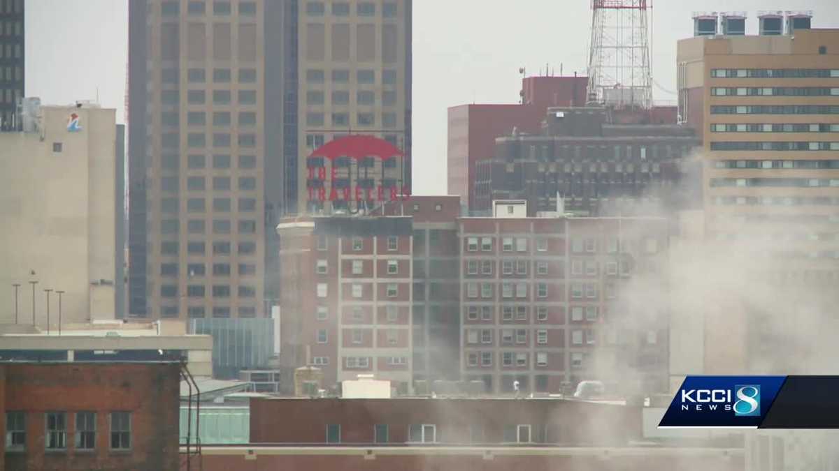 ‘Smells like Iowa’ Strong stink wafts across the metro