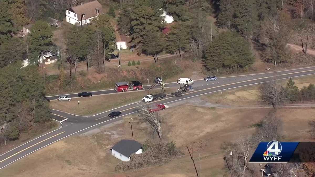 Two People Killed In Crash In Greenville County Coroner Says