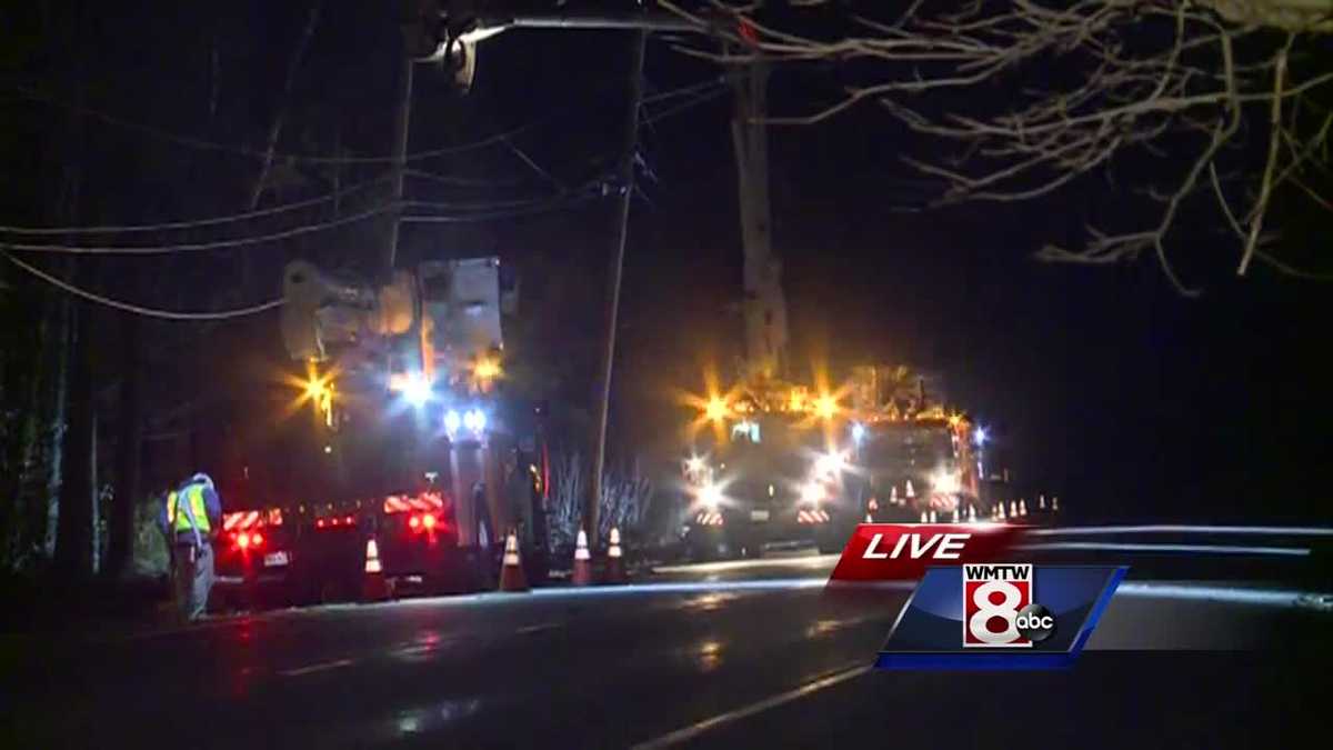 Thousands of Mainers wake up without power after strong winds