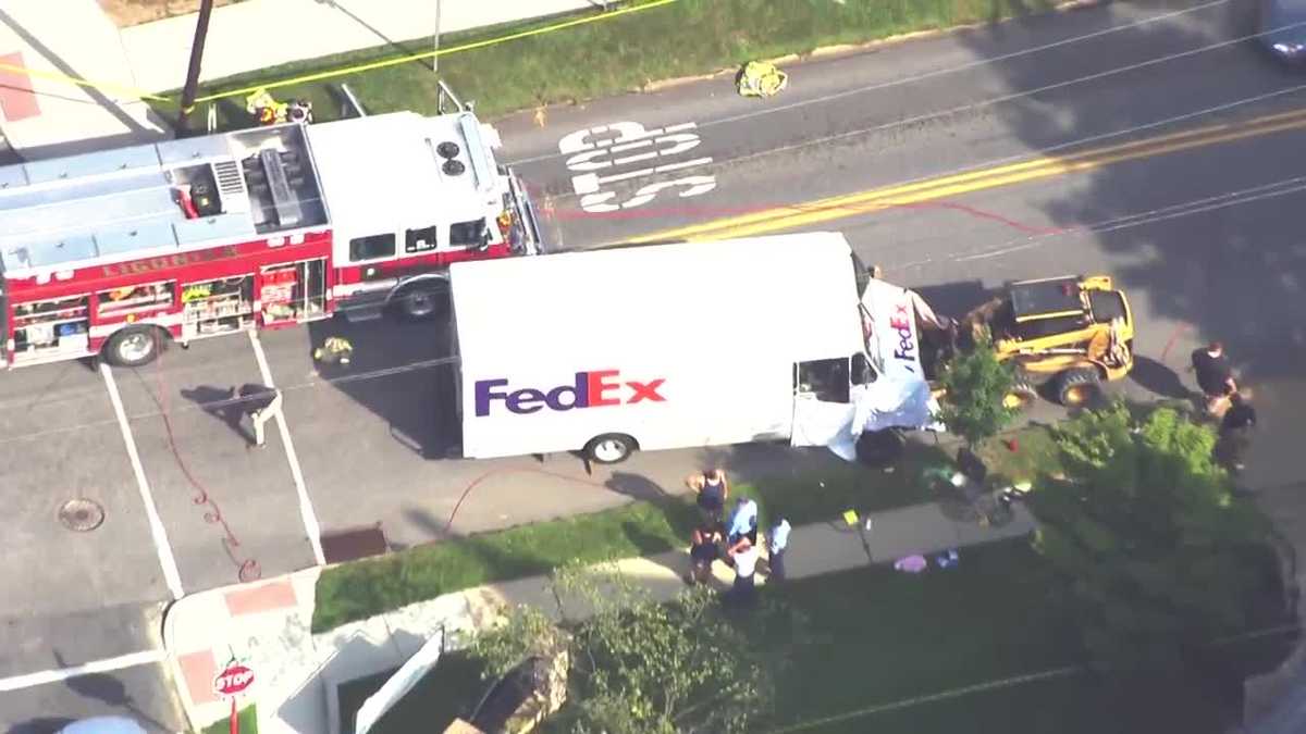 Woman killed after being hit by FedEx truck in Ligonier