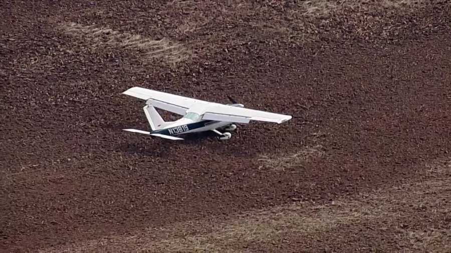 Plane makes emergency landing near Cushing