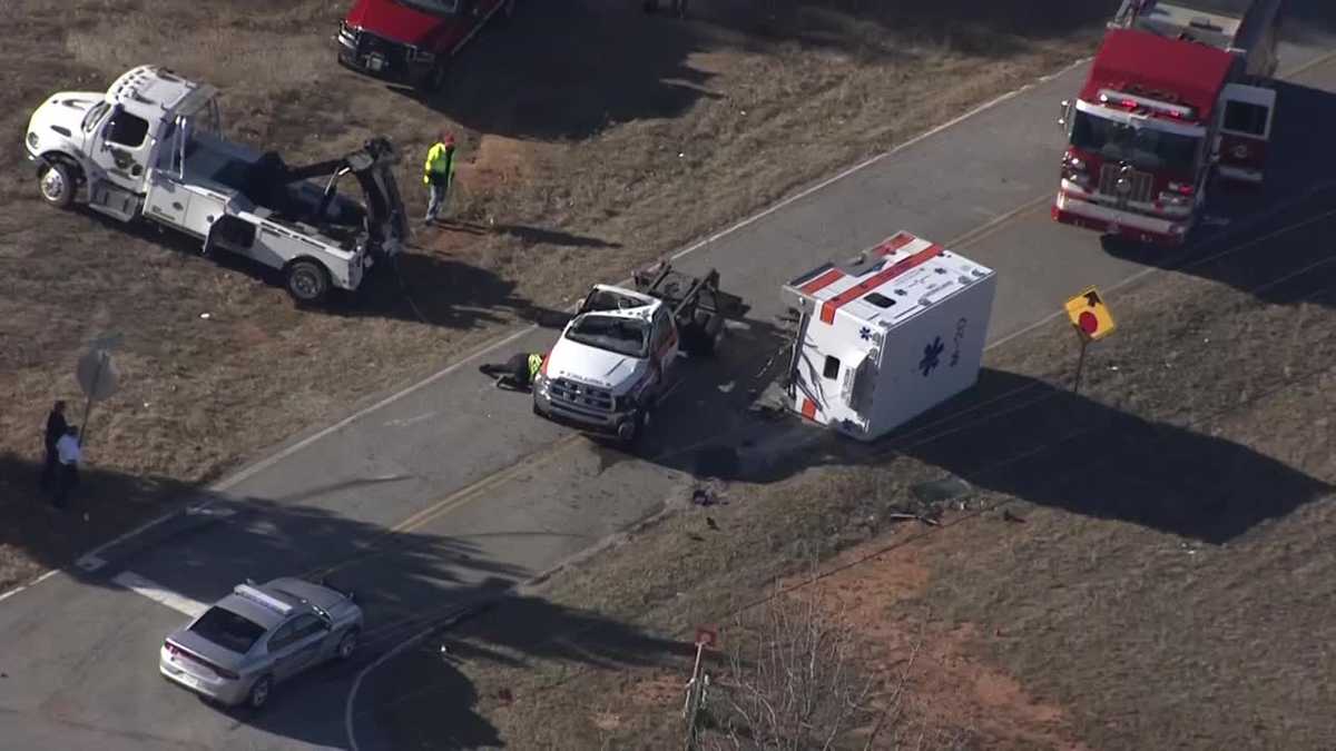 Ambulance flips on side in crash with SUV in Spartanburg County