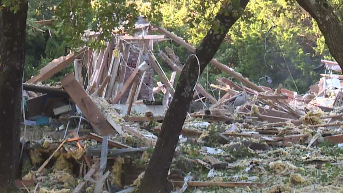 Young girl killed, 3 others injured in Oklahoma house explosion