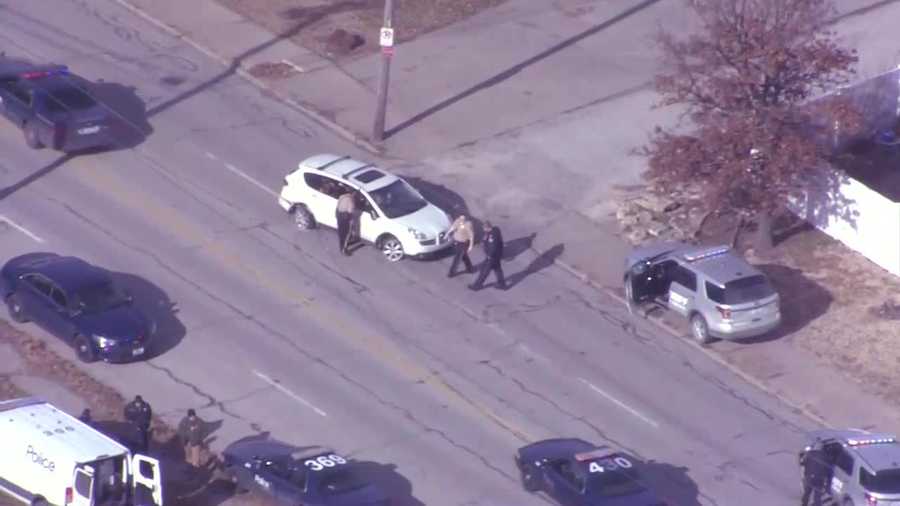 Woman in custody after Platte Co. police chase into KCMO