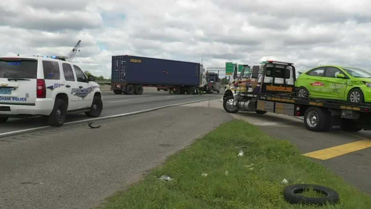 18-wheeler overturns after crashing into 2 cars on I-65 North in Birmingham