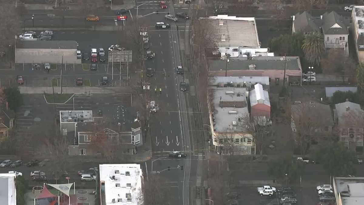 Pedestrian hurt in downtown Sacramento crash