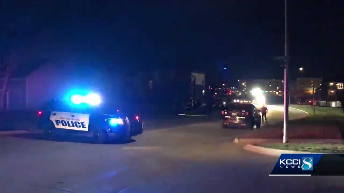 Police ID woman found dead in middle of West Des Moines road - KCCI