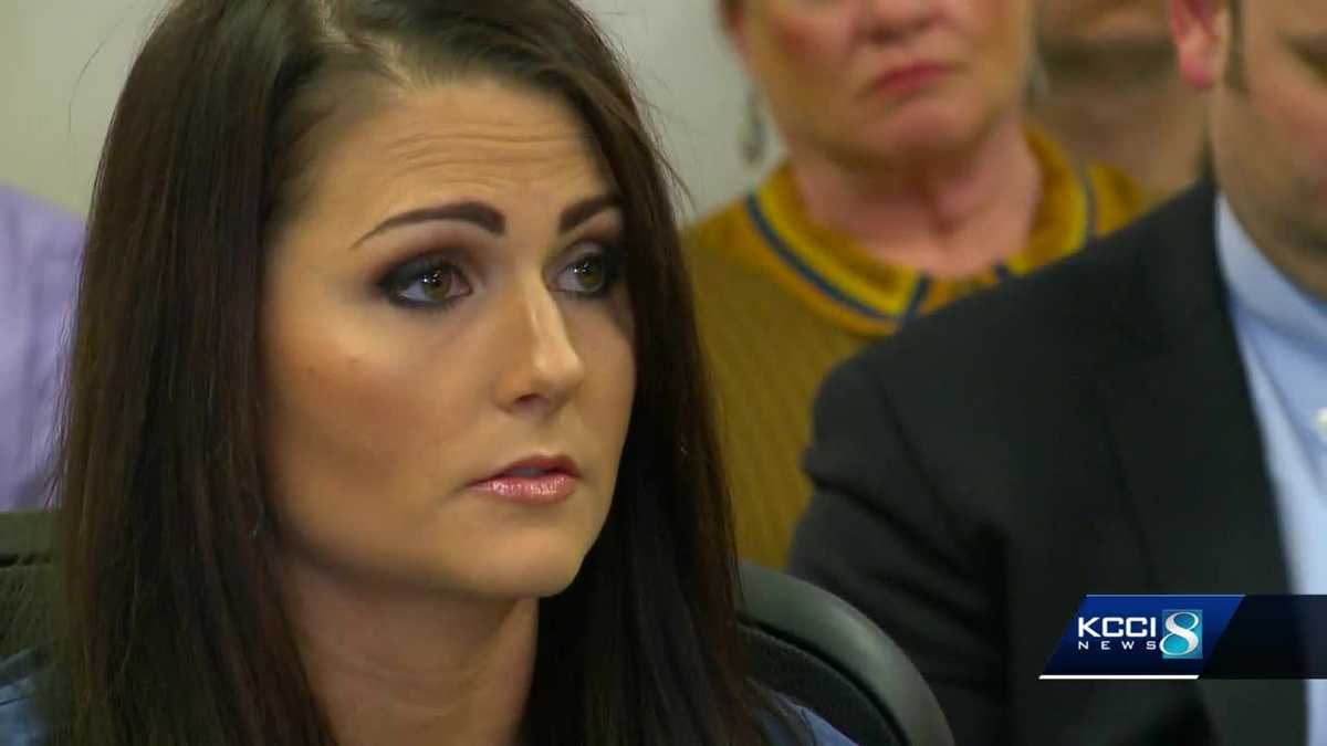 Mother accused of leaving children for trip to Germany avoids prison - KCCI