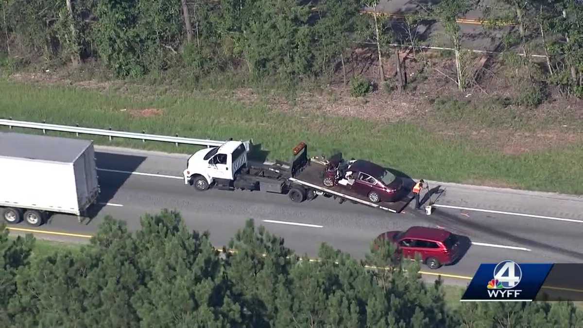 Coroner called to crash on I-26 in Spartanburg County
