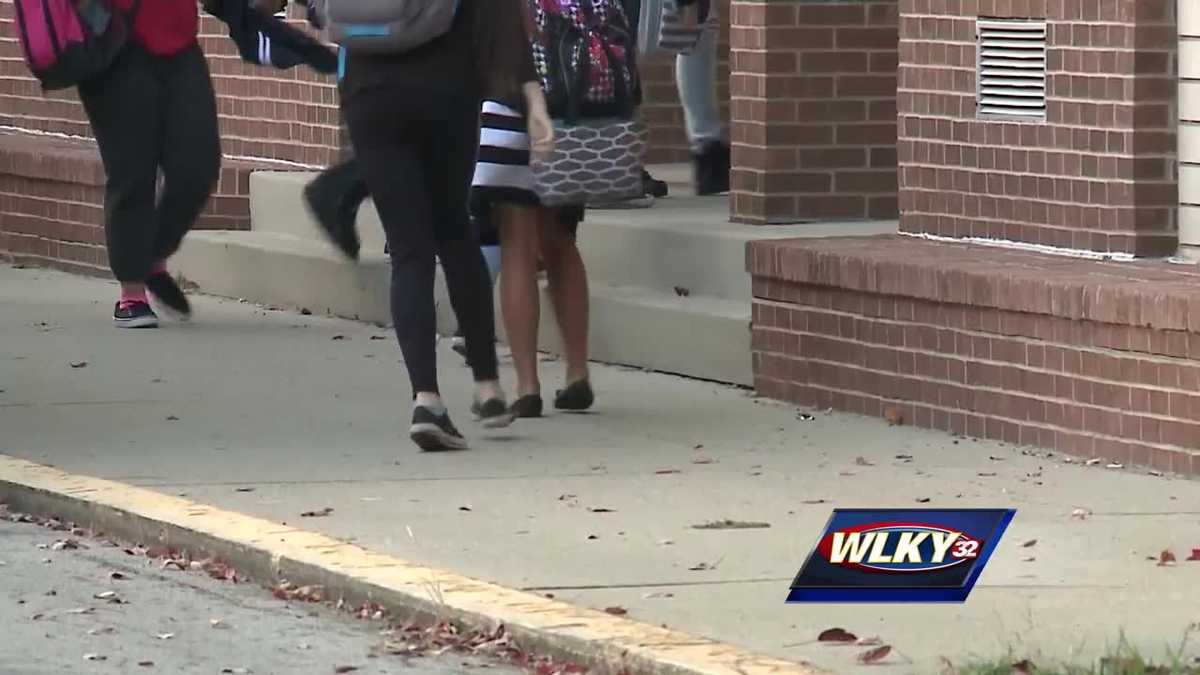 Authorities investigate several school threats, some linked to clowns