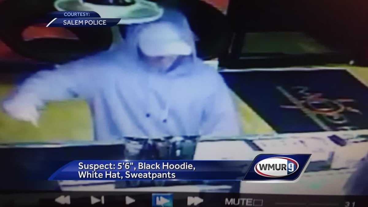 Salem police searching for robbery suspect