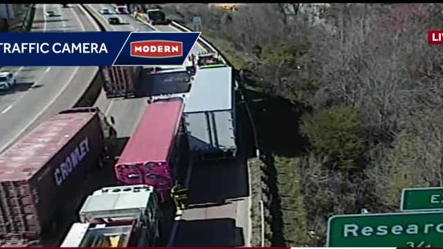 North Carolina crash involving tractor-trailers slows traffic - Vimarsana News