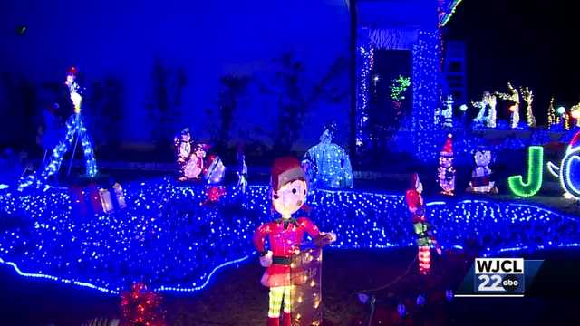 Georgia family set up christmas light show - Vimarsana News