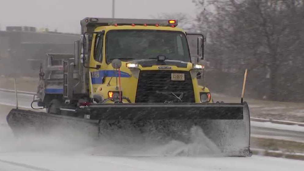 Wisconsin snowfall live updates: Road conditions and closures - WISN