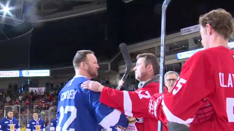 Team Police beats Team Fire in CHaD Battle of the Badges hockey game