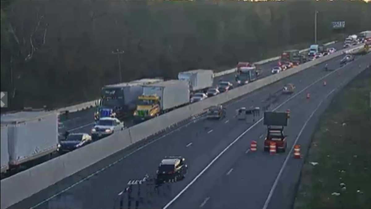 Interstate 85 southbound in Cherokee County blocked due to crash