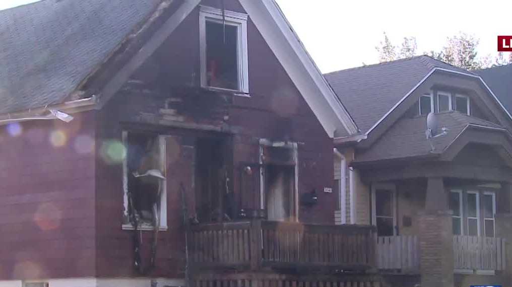 Milwaukee firefighters rescues 6 people trapped in house fire