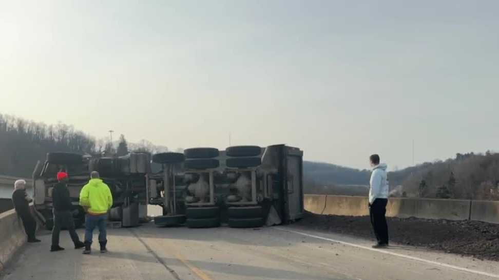Dump truck overturned on onramp to I-279 in Allegheny County