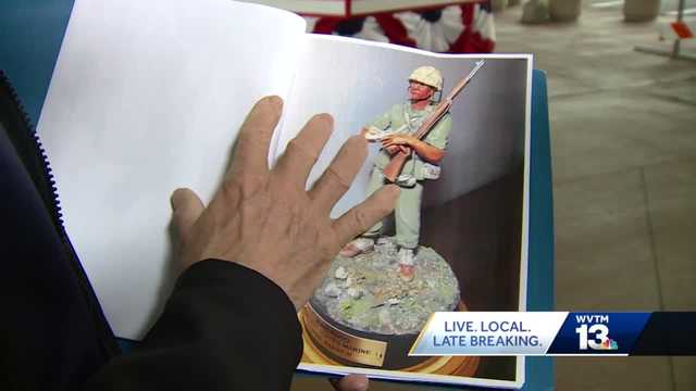 Artist gifting keepsakes to veteran families honored with award ahead of Birmingham Veterans Day Parade - Vimarsana News