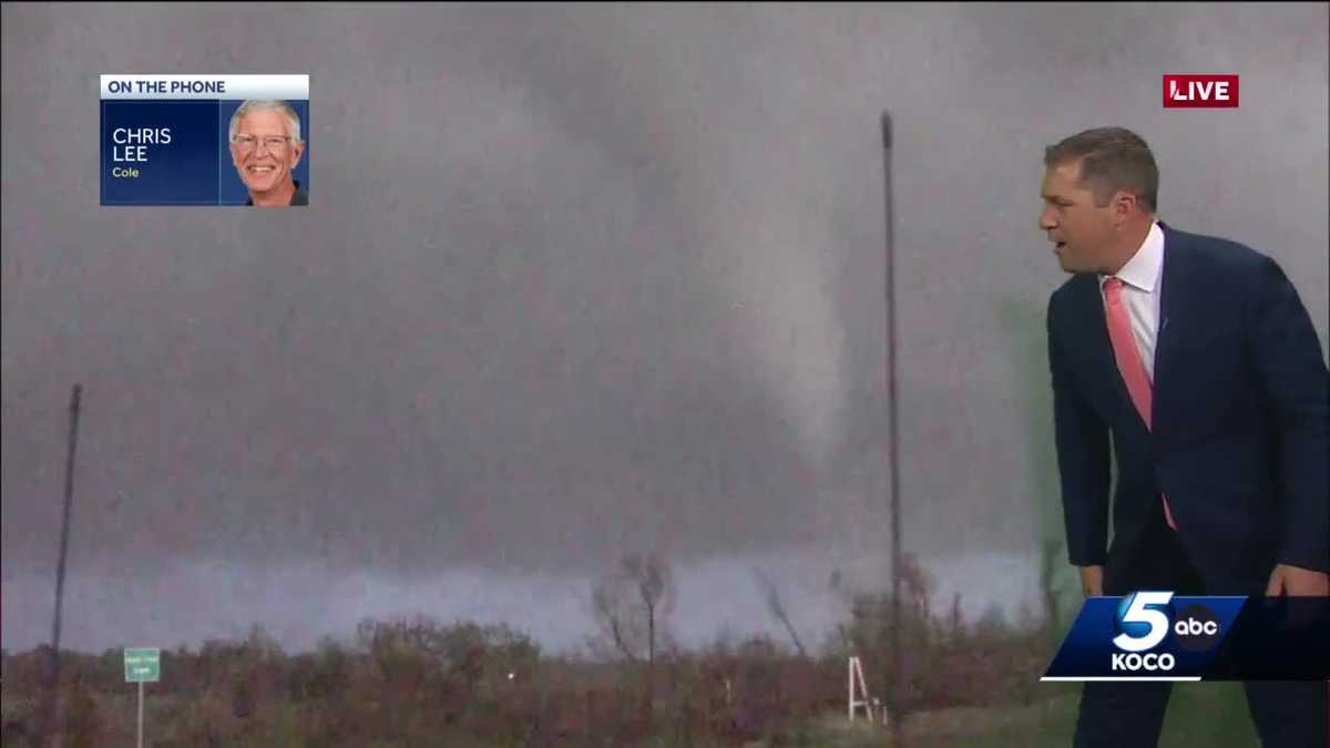 Oklahoma tornado video: Tornado touches near Cole