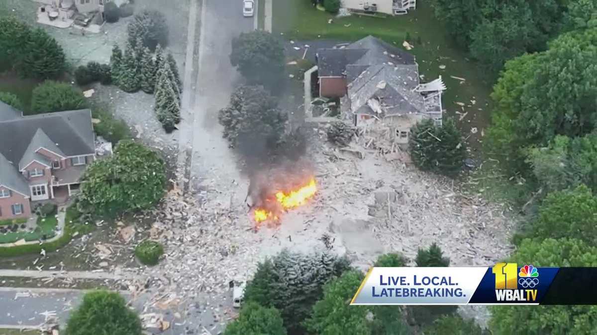 'My heart breaks': Community mourns 2 killed in house explosion