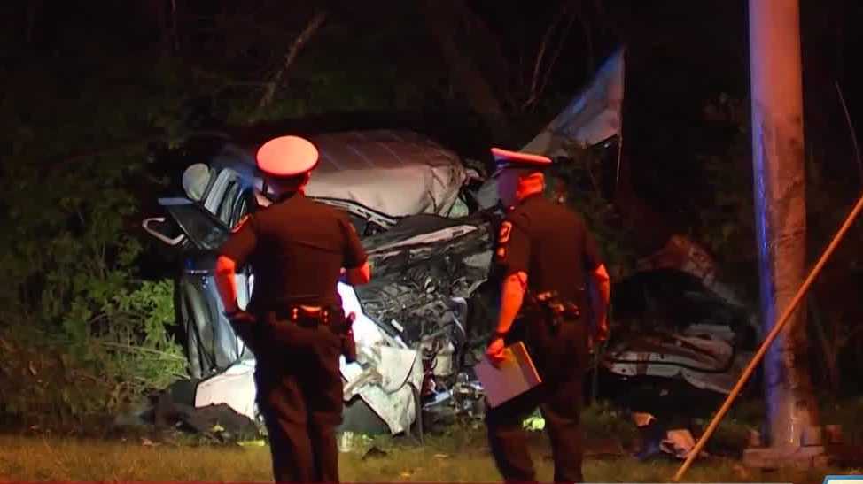 CPD: ﻿53-year-old man dead after striking utility pole in Paddock Hills