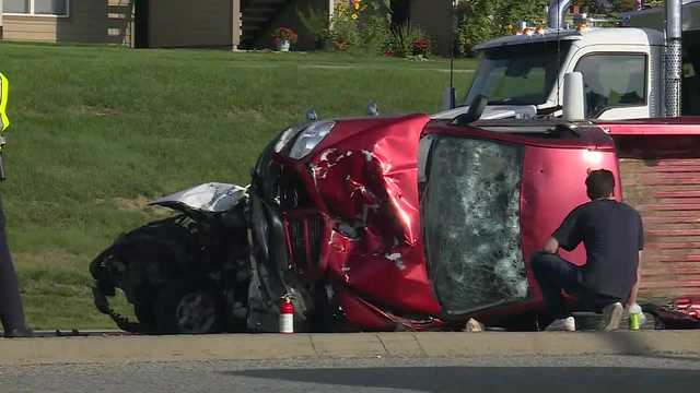 Shawnee Mission Northwest teen killed in Overland Park crash - Vimarsana News