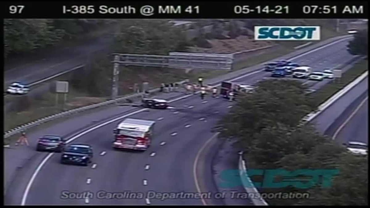 Coroner: At least one dead in crash on I-385 near downtown Greenville