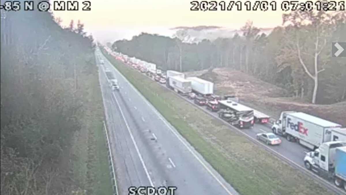 I85 crash in backs into South Carolina