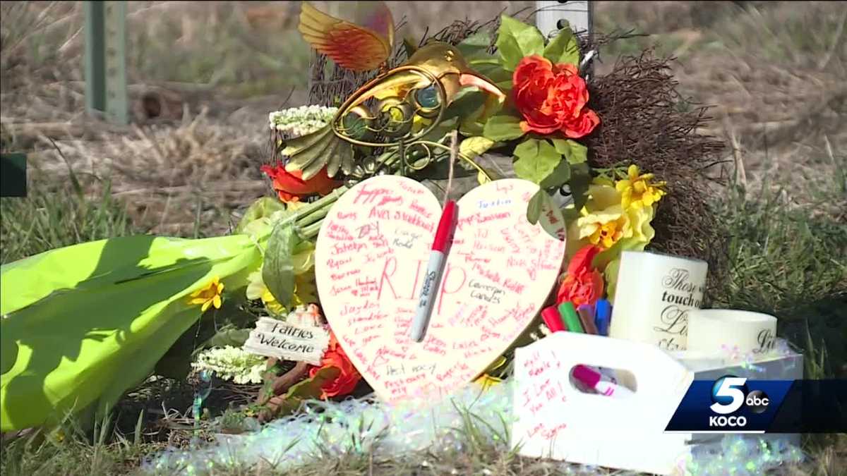 Tishomingo grieves for six high school girls killed in crash
