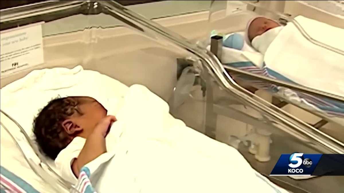 Governor to decide on bill limiting birth certificate genders