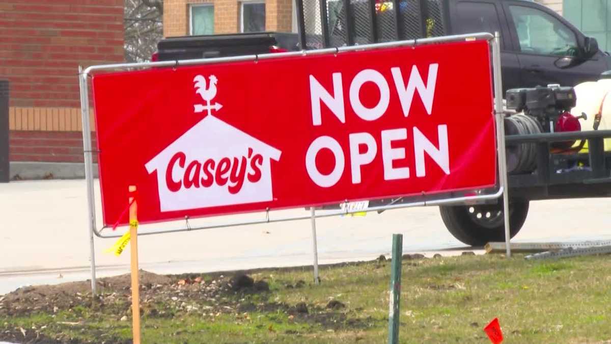 Des Moines, Iowa new Casey's store with no fuel