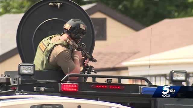 Sheriff says suspect hid in RV during standoff, search - Vimarsana News