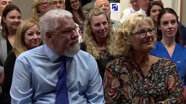 Florida man saved by wife after going into cardiac arrest - Vimarsana News