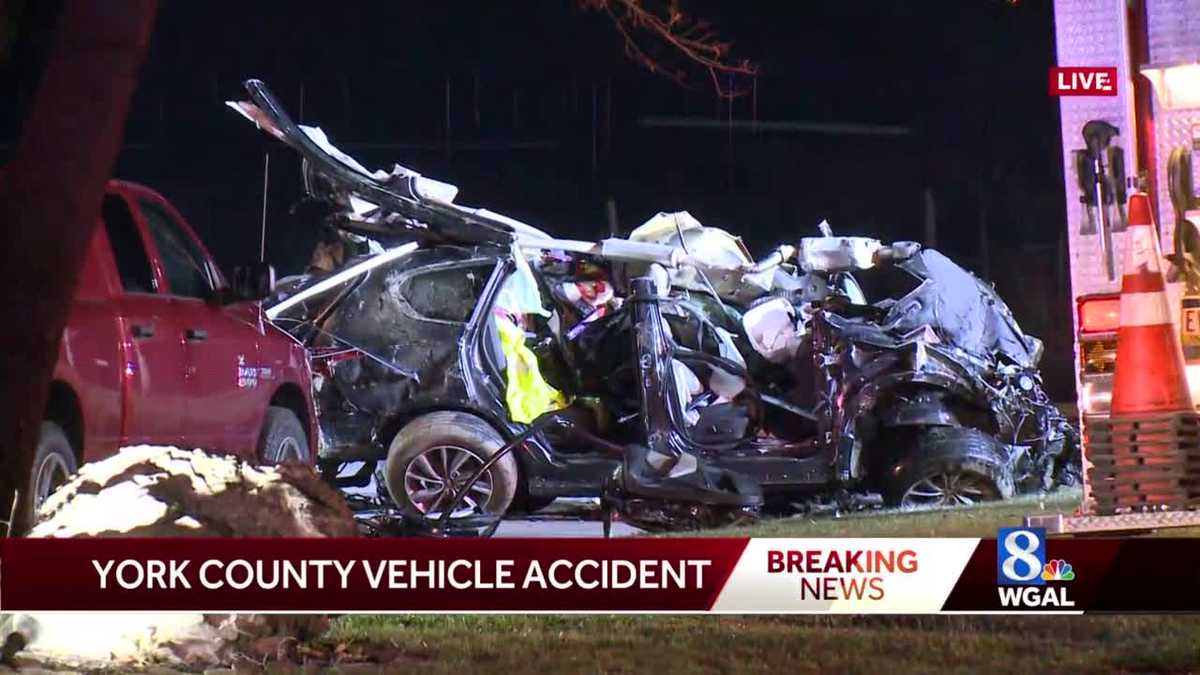 Emergency crews respond to vehicle crash in York County