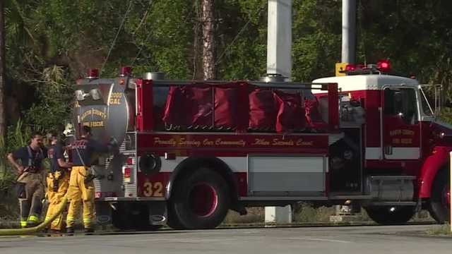 Florida school to reopen Tuesday after wildfire contained - Vimarsana News