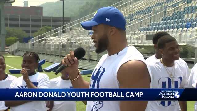 Aaron Donald hosts annual youth camp back home in Pittsburgh