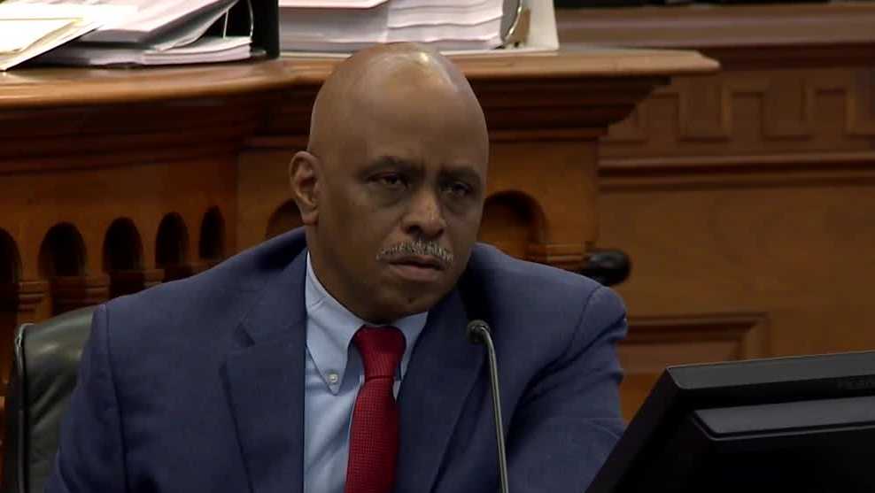 Former Metro Council president takes stand in Piagentini removal trial - Vimarsana News