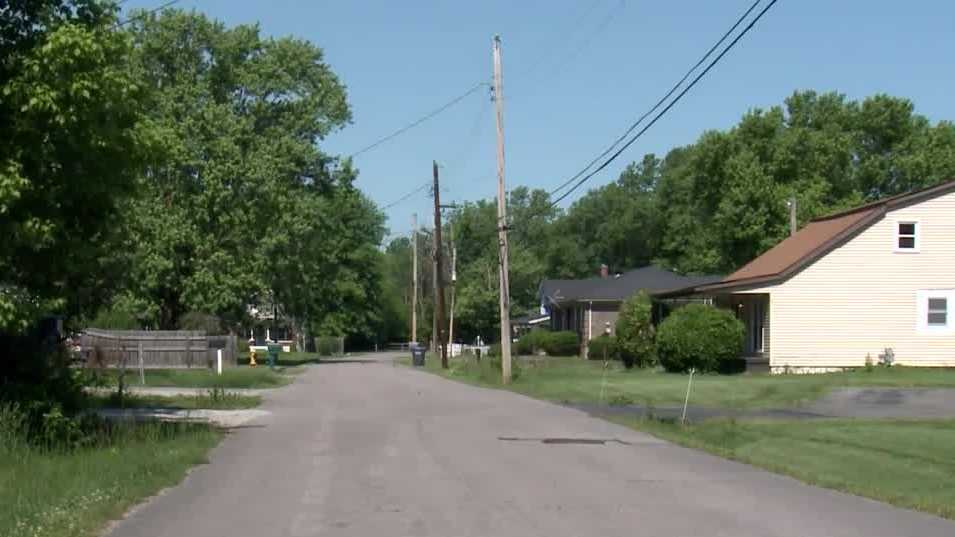 Man shot, killed by LMPD in PRP identified; officers involved named - WLKY