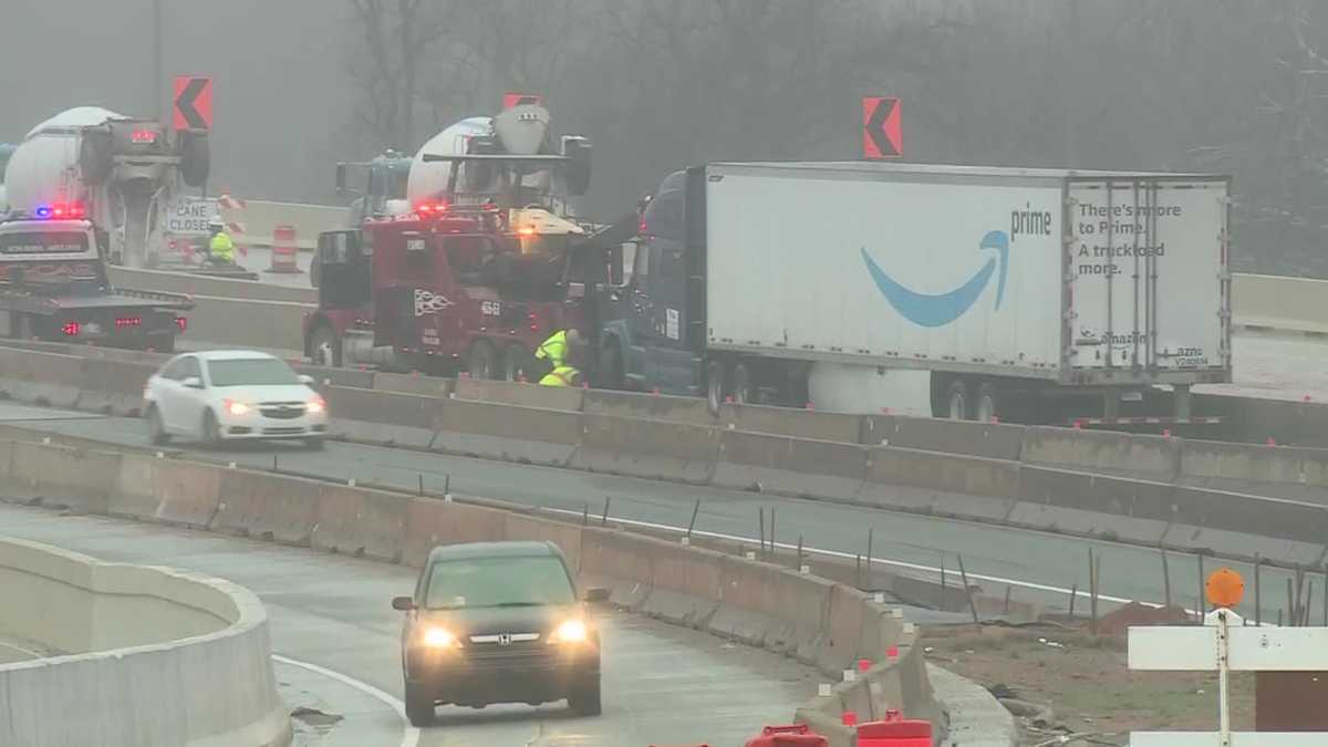 Southbound I-35 in northeast OKC reopens after semi crash