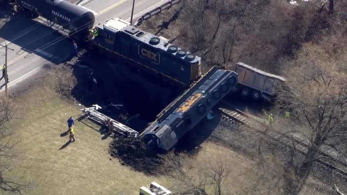Two injured after train collides with coal truck, derails in Somerset ...