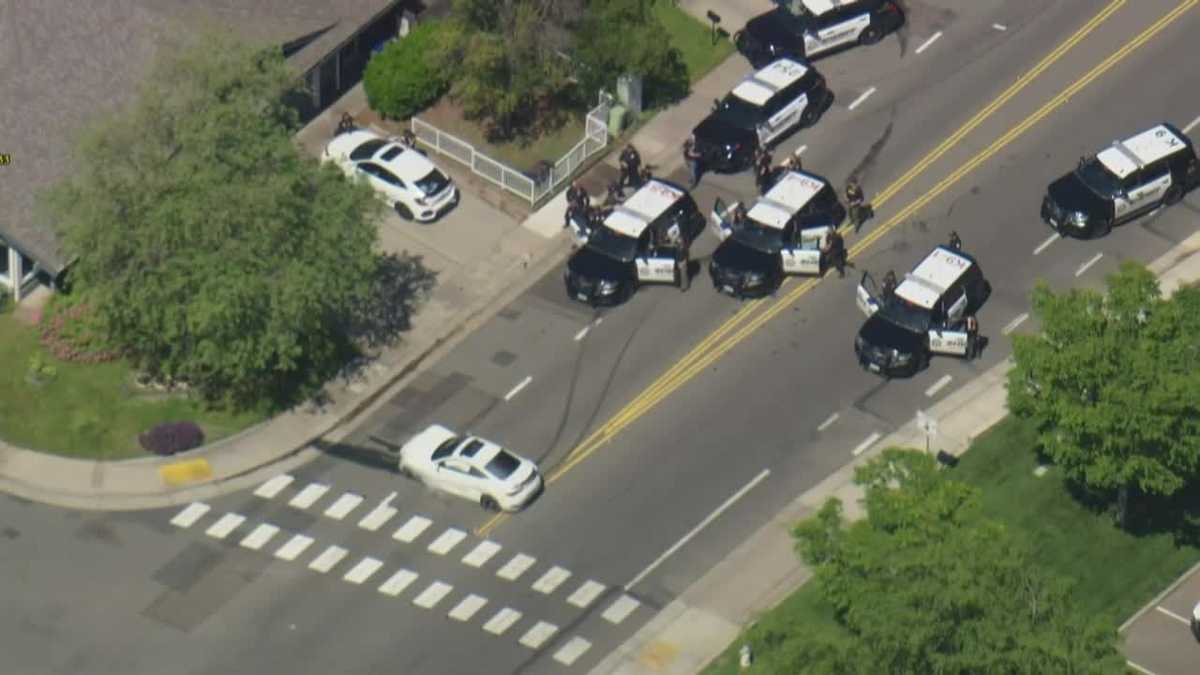 Sacramento deputies detain man after standoff in Citrus Heights