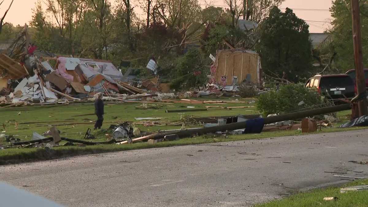 Tornado Outbreak Kills 23, Wrecks Midwest and South