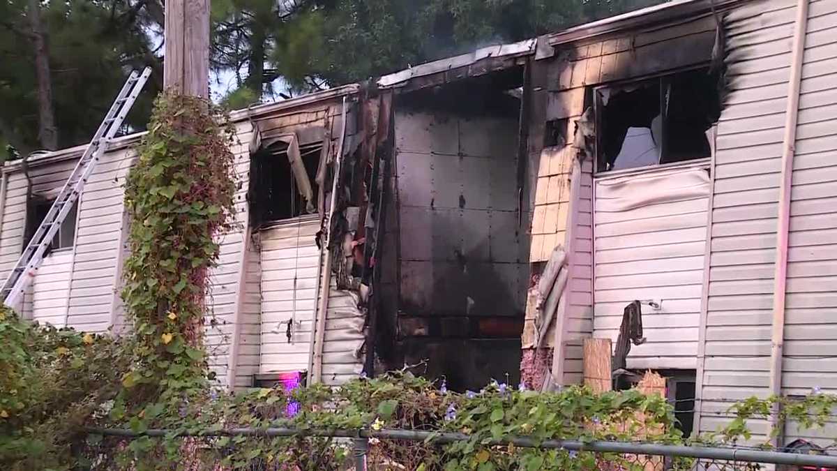 OKC paramedics treat multiple people after fire at apartment - KOCO