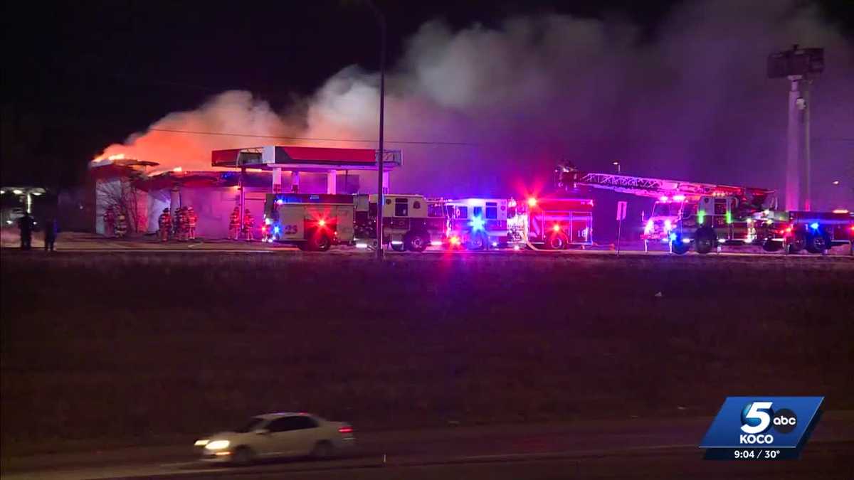 Fire breaks out at abandoned gas station near I-35 in Oklahoma City