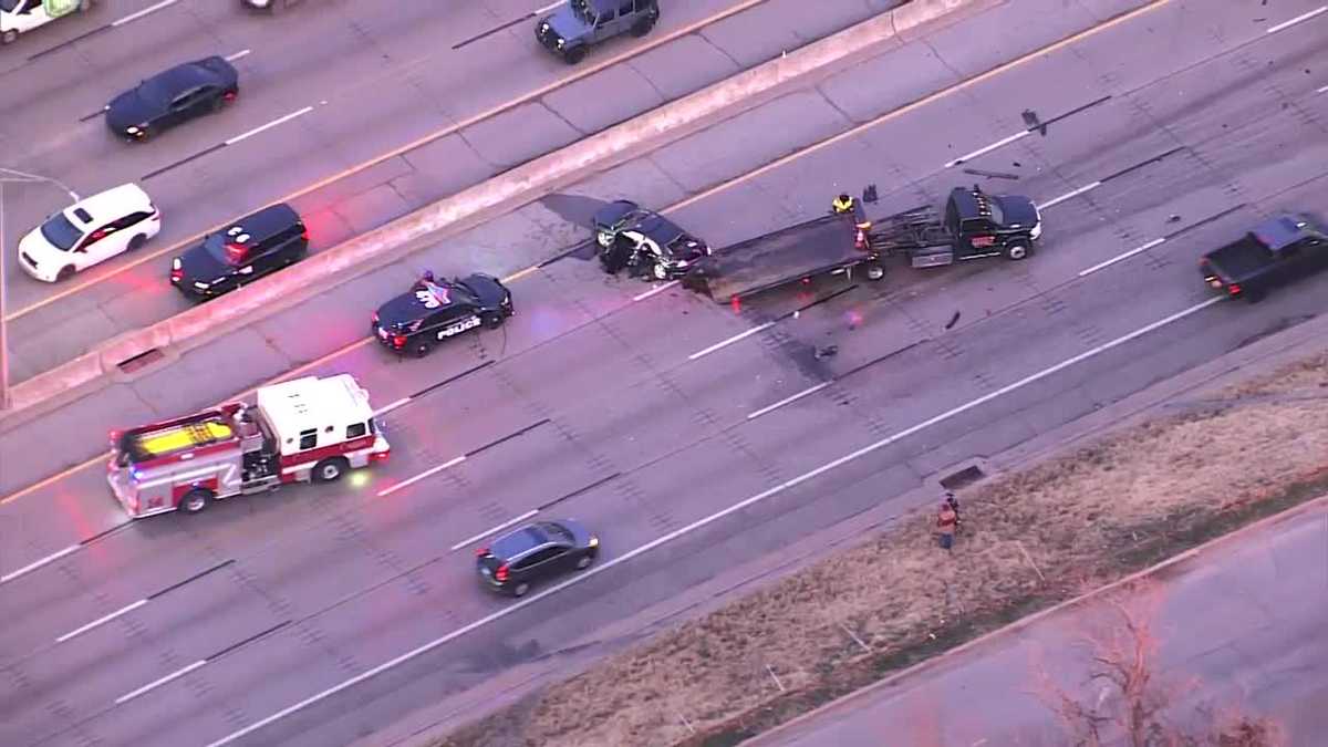 Crash cleared after blocking several lanes of I-44 in OKC - KOCO