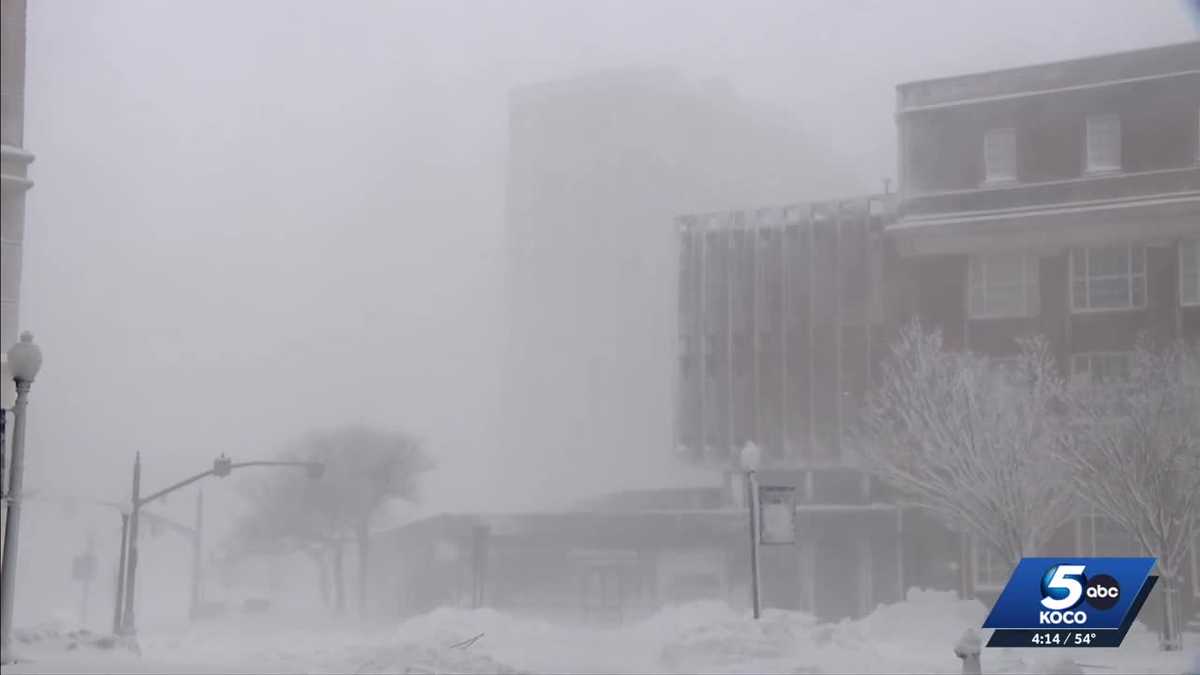Blizzard pounds Northeast; Providence, Rhode Island sets single-storm snow record at 33 inches